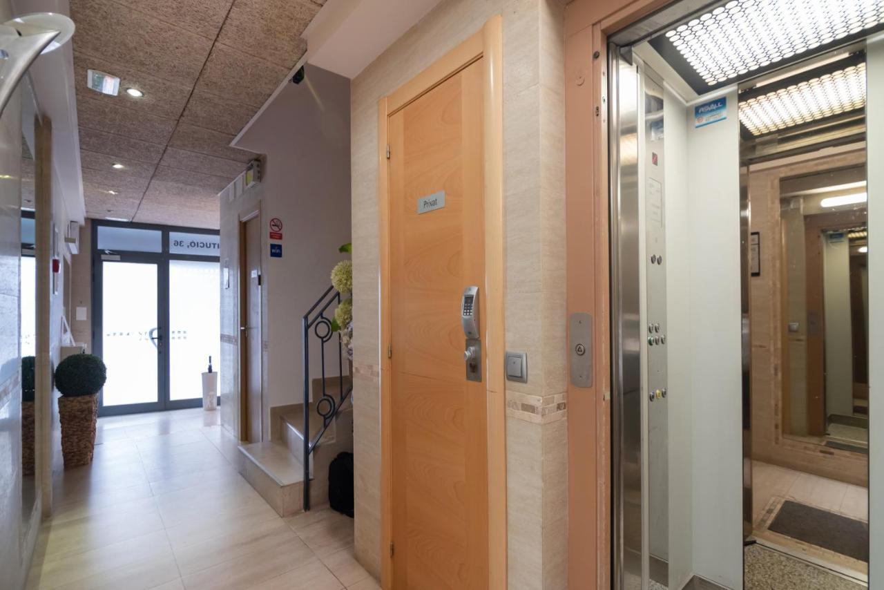 Hostal House Barcelona Eksteriør bilde